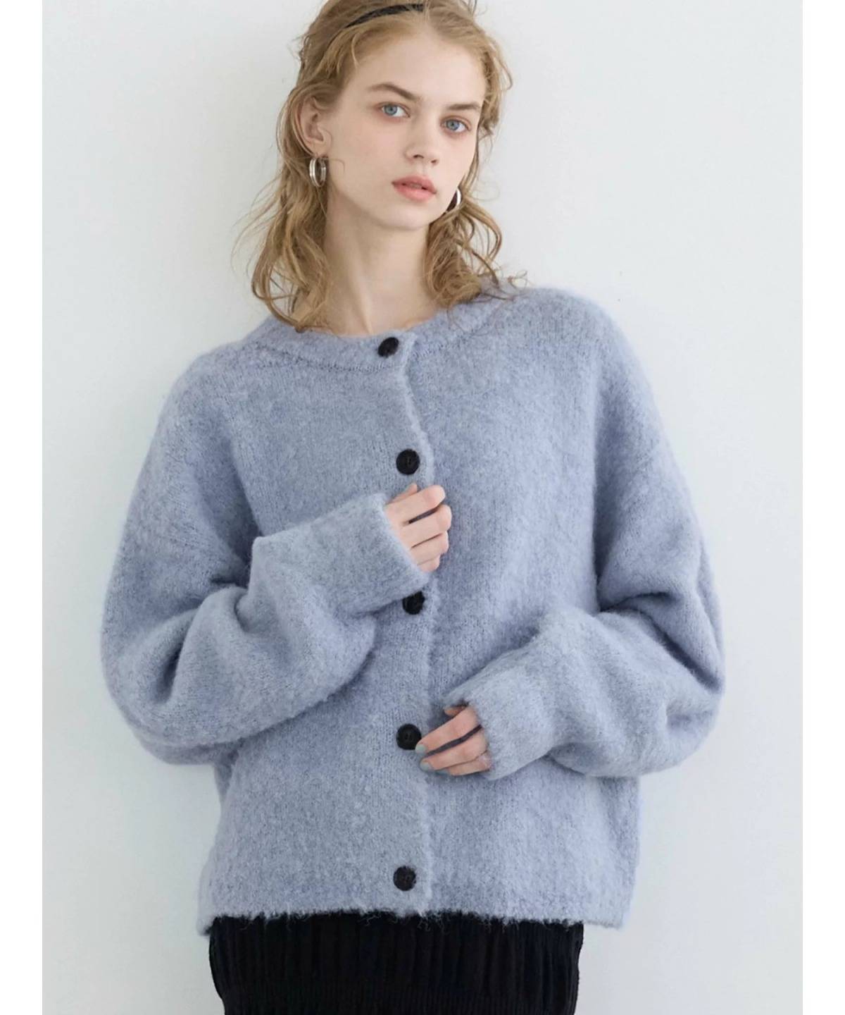 coca ブラッシュドブークレカーディガン