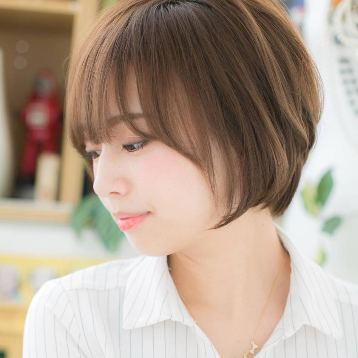 シンプル前下がりボブ