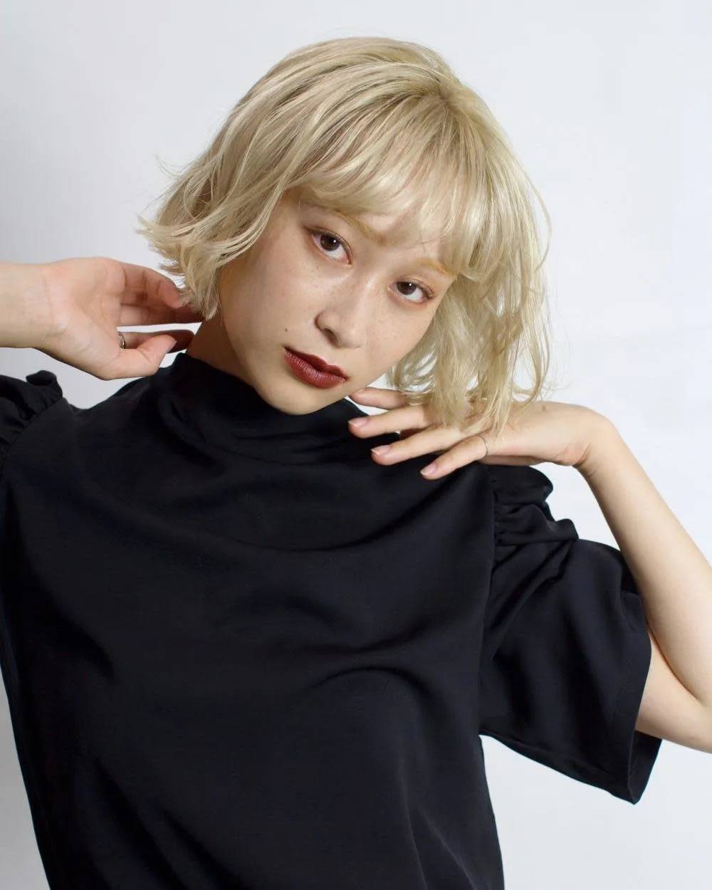 ハイトーンカラーボブ