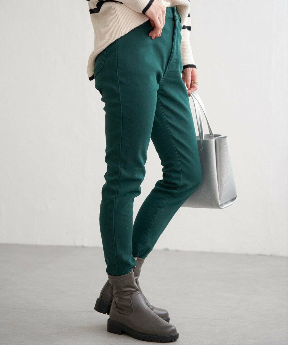 スキニー×ブーツコーデ