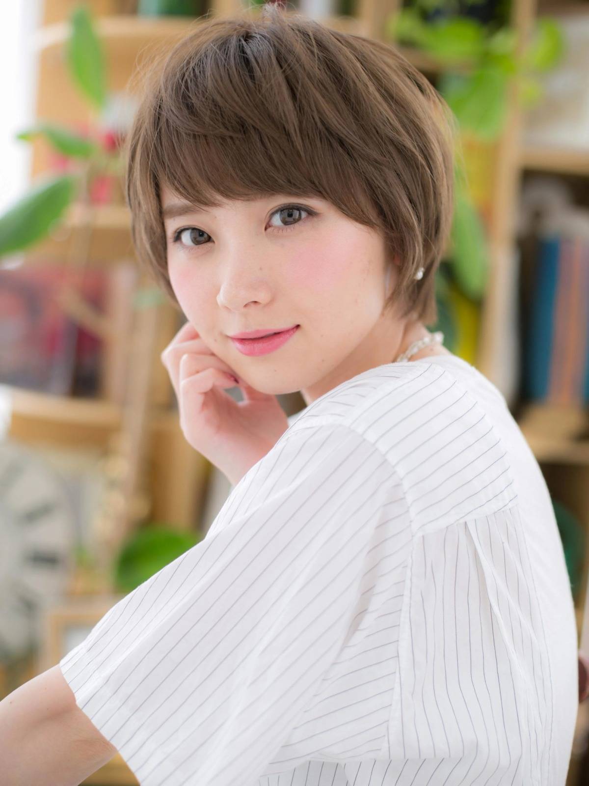 立体感レイヤーショート