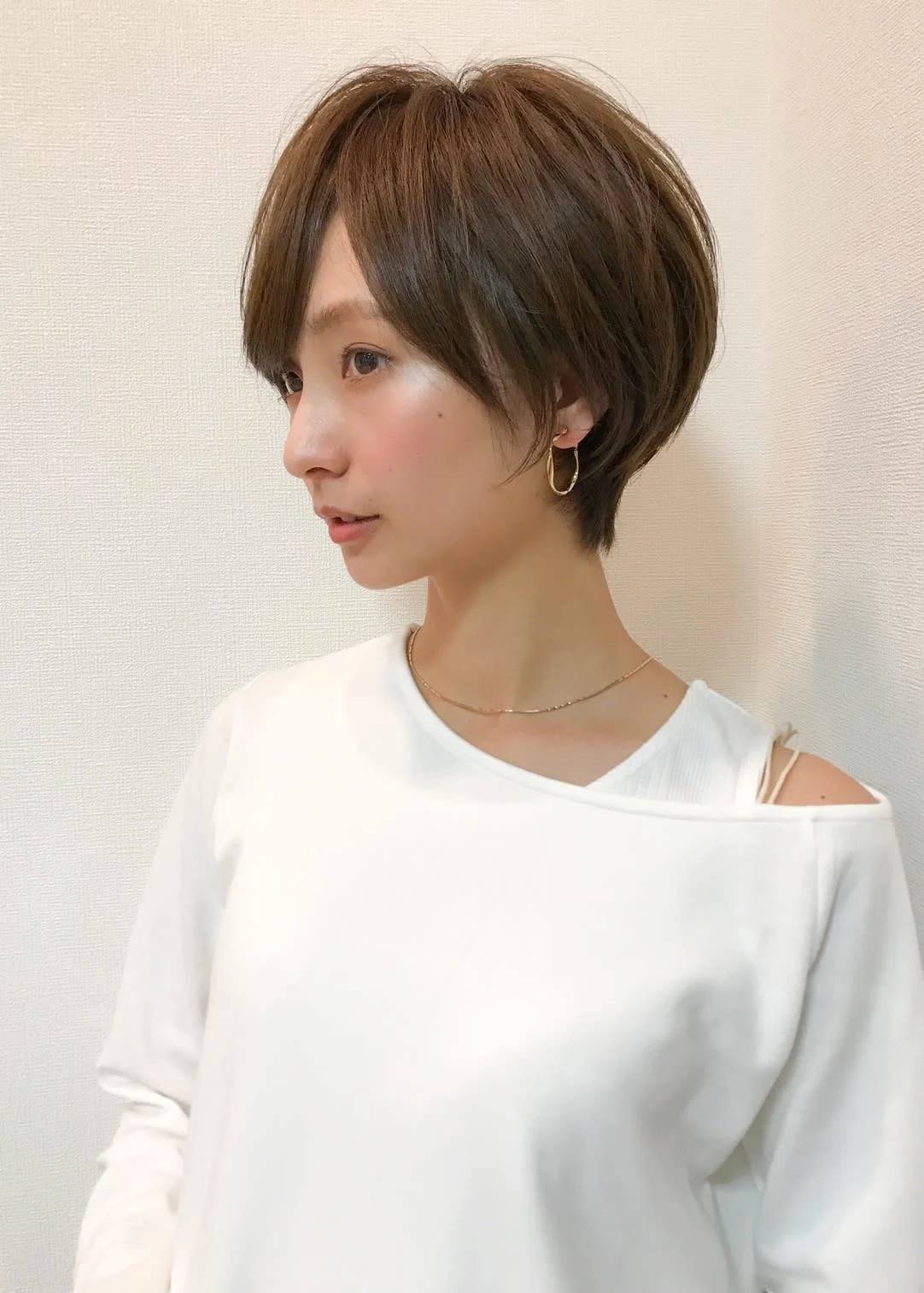 すっきり見え丸みショート