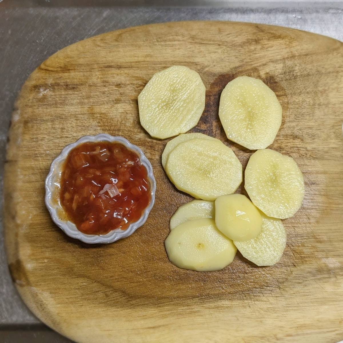 JAグループ公式の「焼きポテトピザ」のレシピ