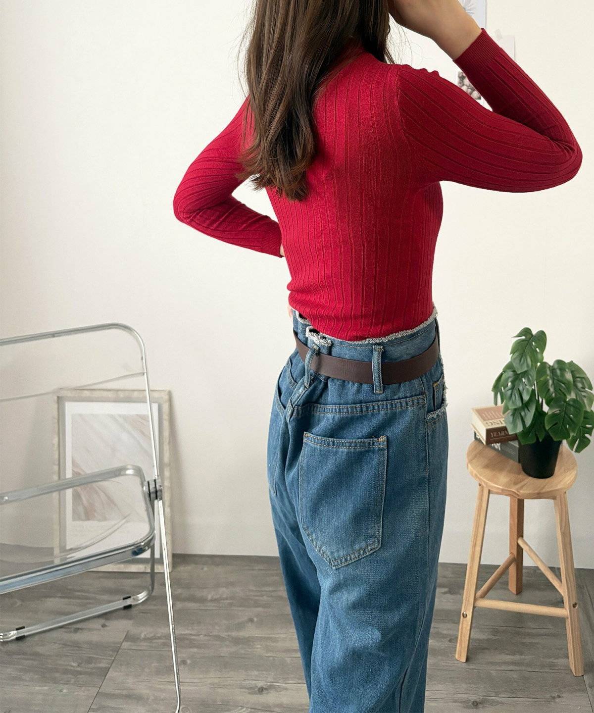 夏コーデの女性