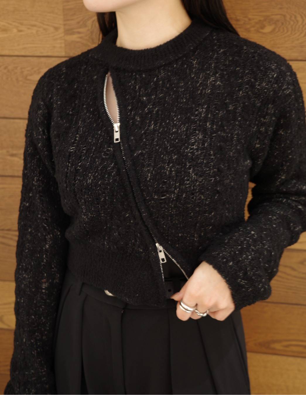 TELOPLANの「Molly Cardigan」コーデ