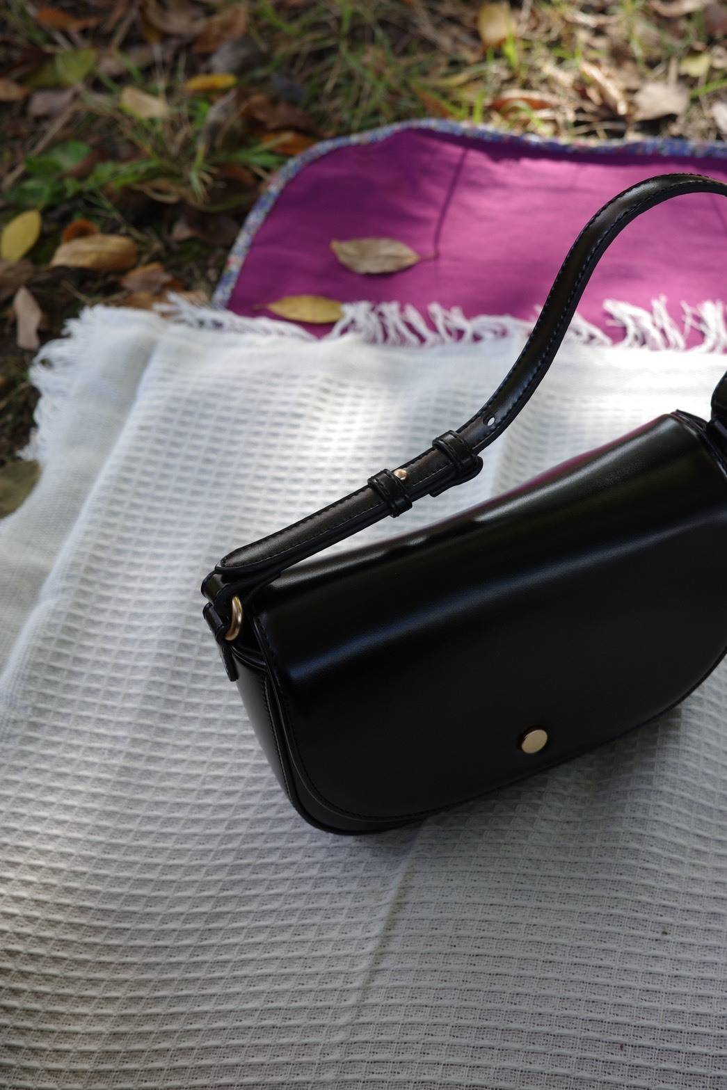 EFOLEの「Flap 2way minibag」