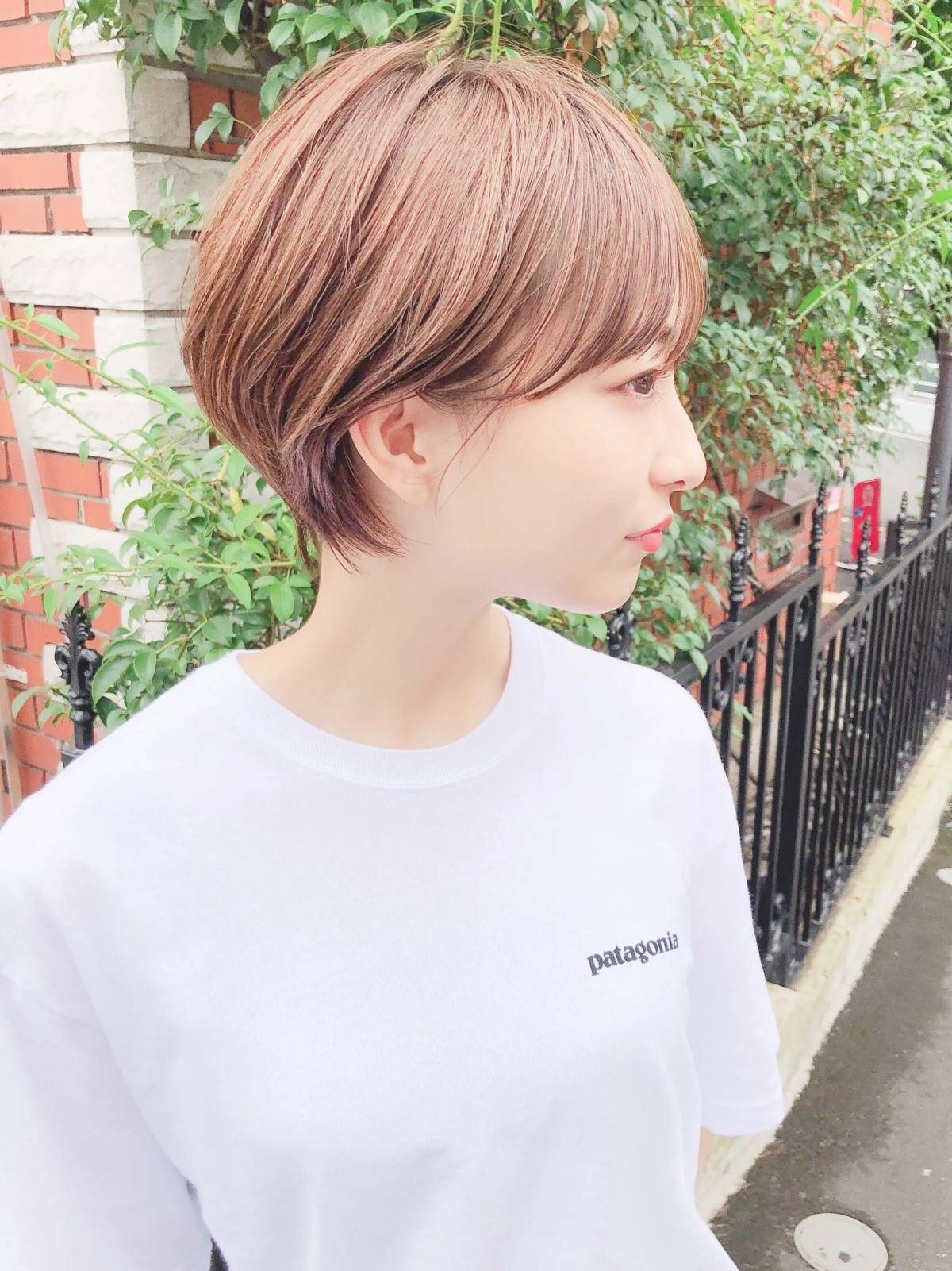 耳掛けシンプルショート