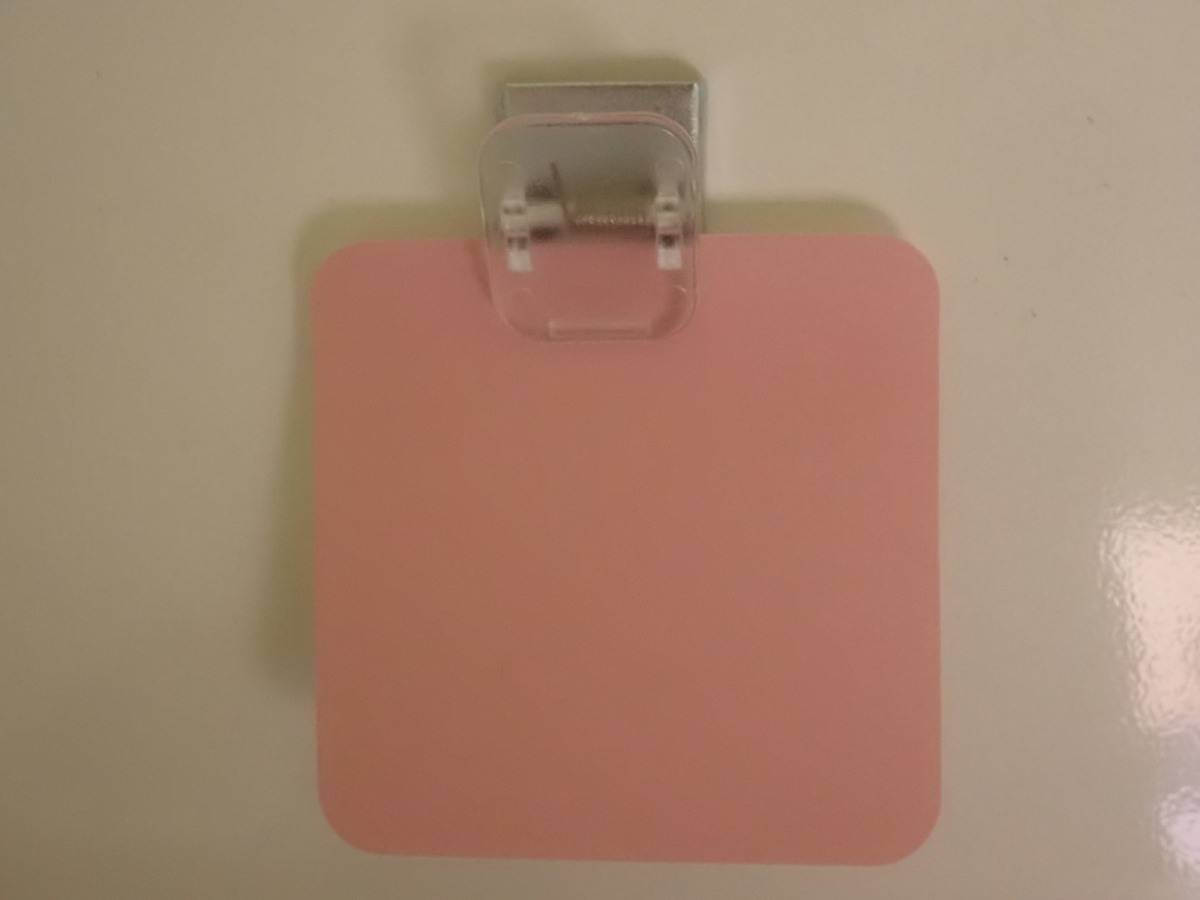 ダイソーのマグネットクリップ(クリア)