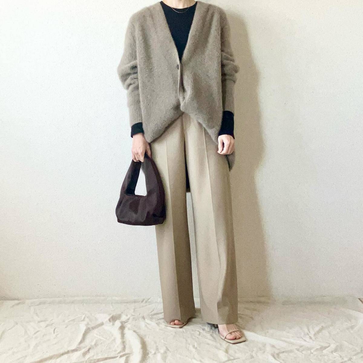 グレー×ベージュのミュートトーンでおしゃれに♡