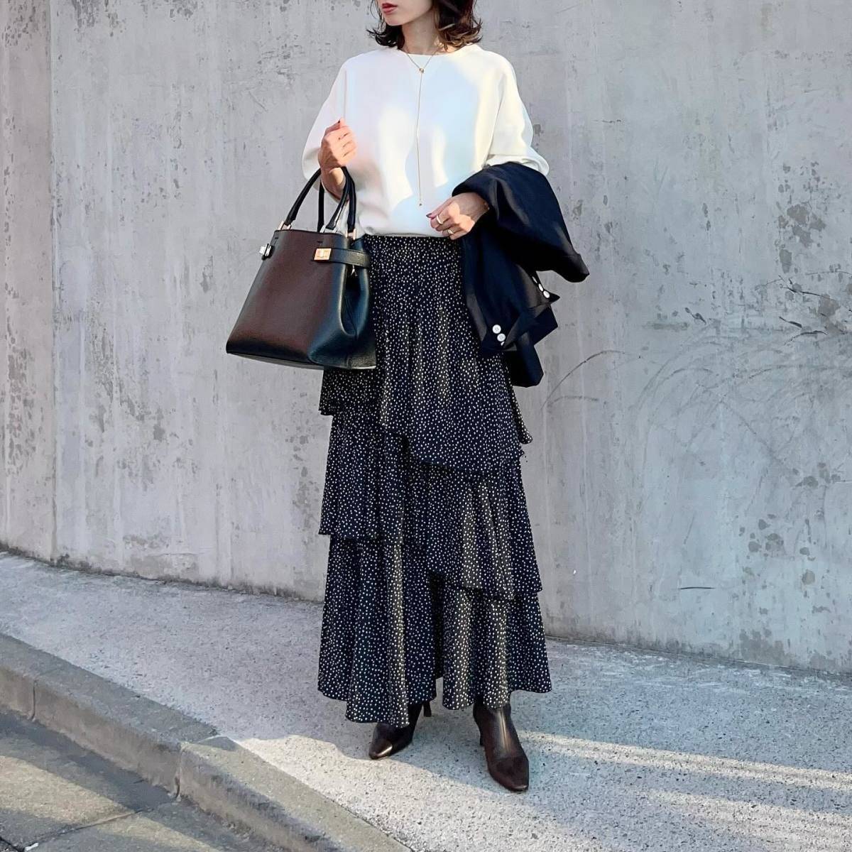ドット柄のティアードスカートを主役にする♡