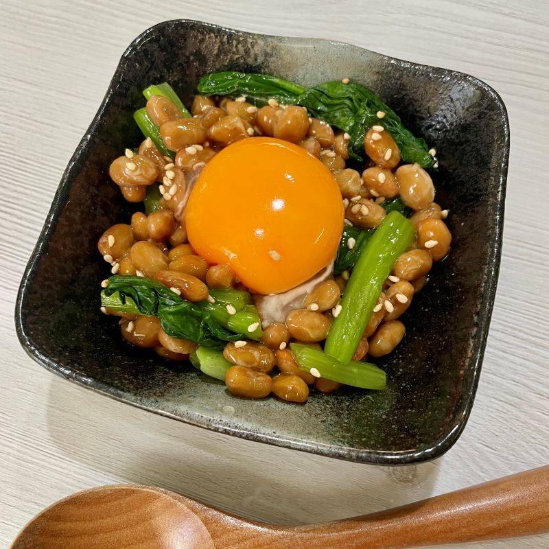 タカノフーズ公式の「青菜納豆」のレシピ