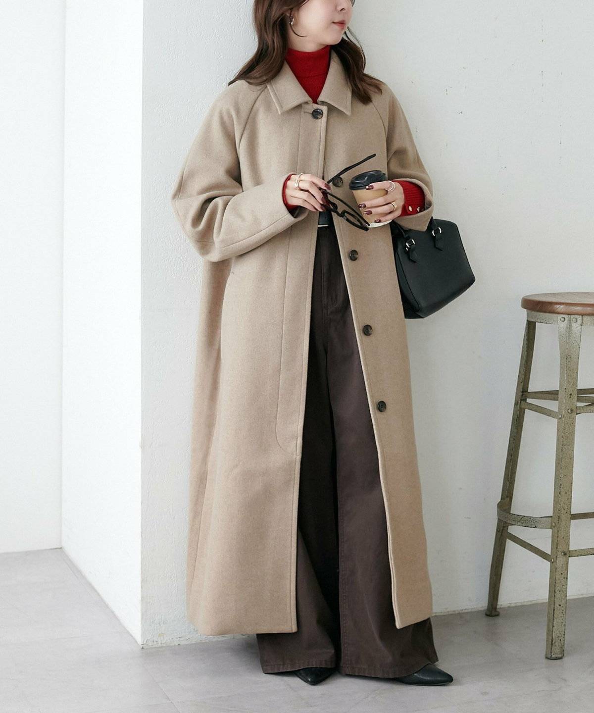 オーバーサイズチェスターコートのコーデ