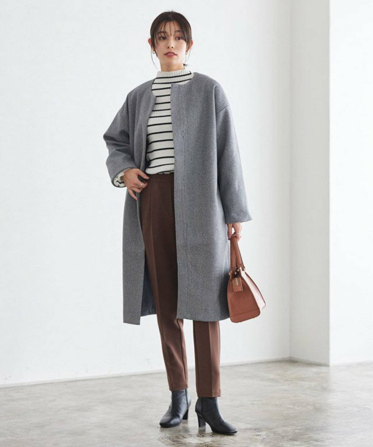 テーパードパンツコーデ