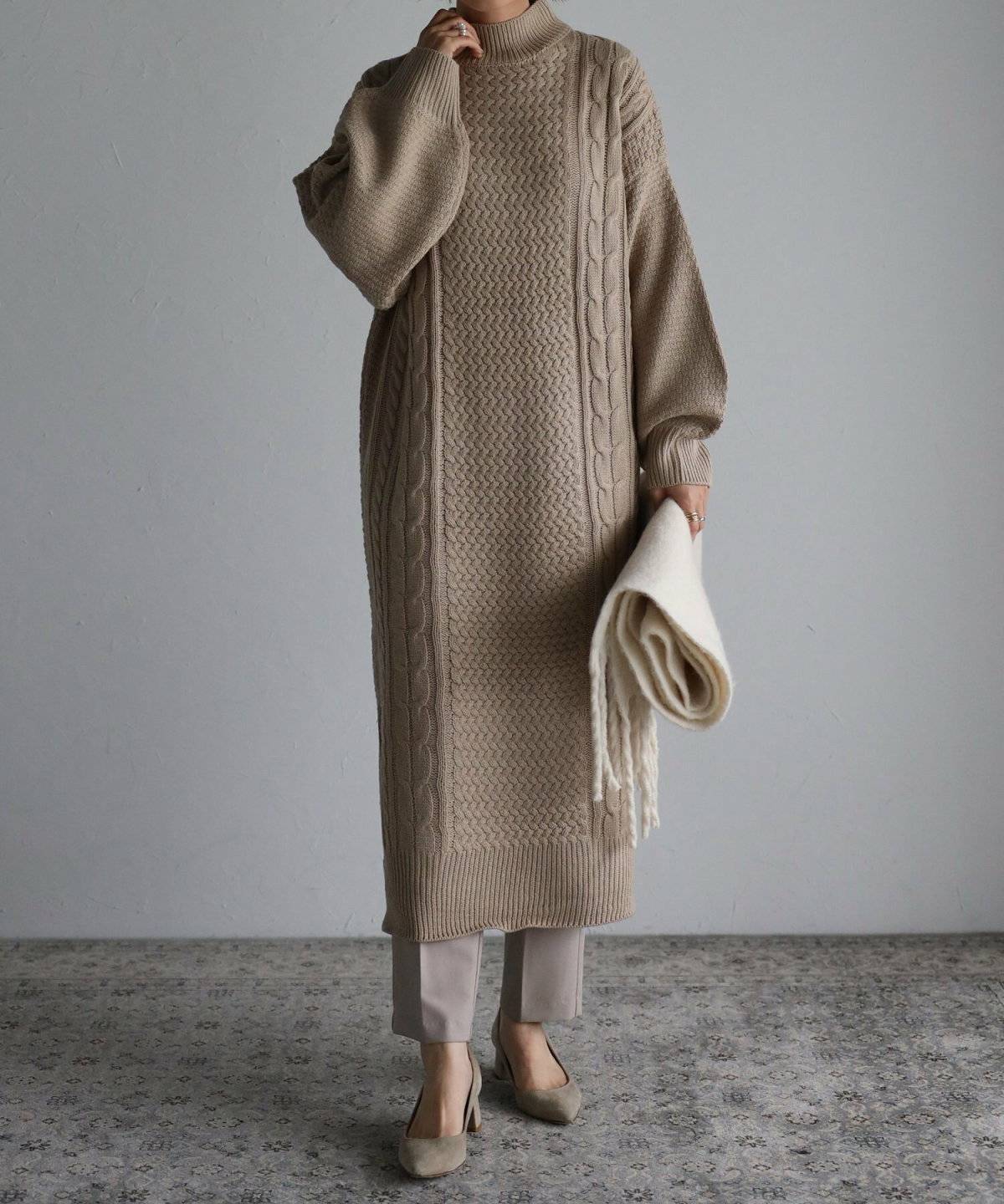 ニットワンピースコーデ