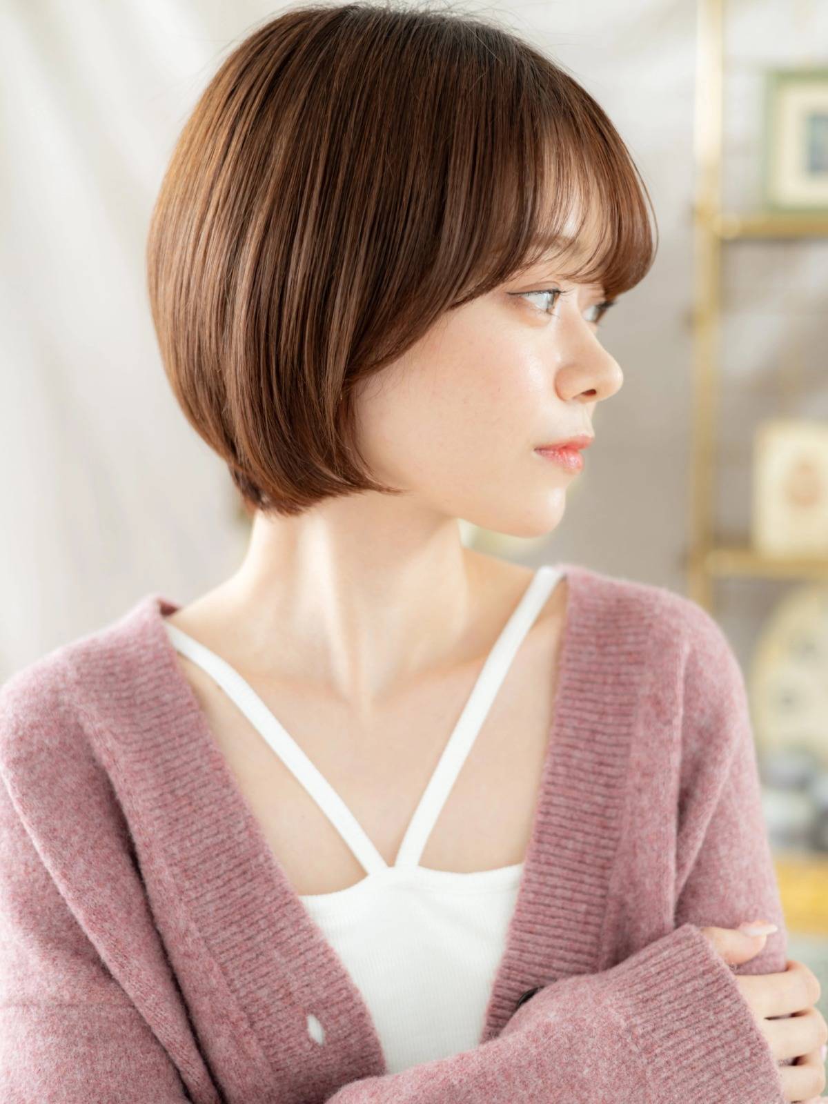 ミルクティピンクの丸みショート