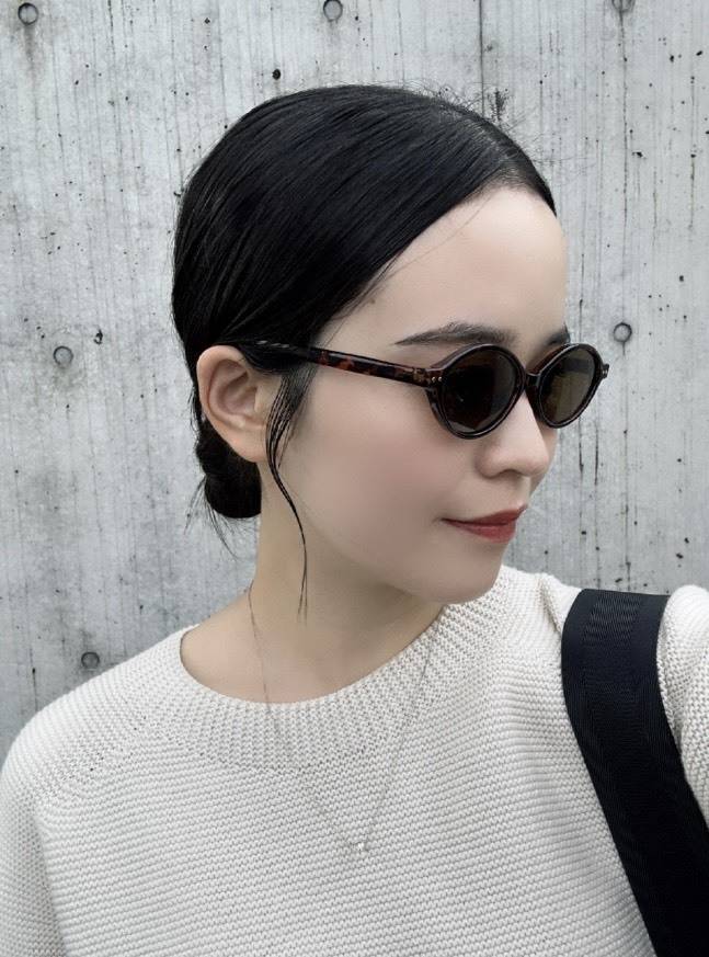 BLUE ELEPHANTのサングラス着画