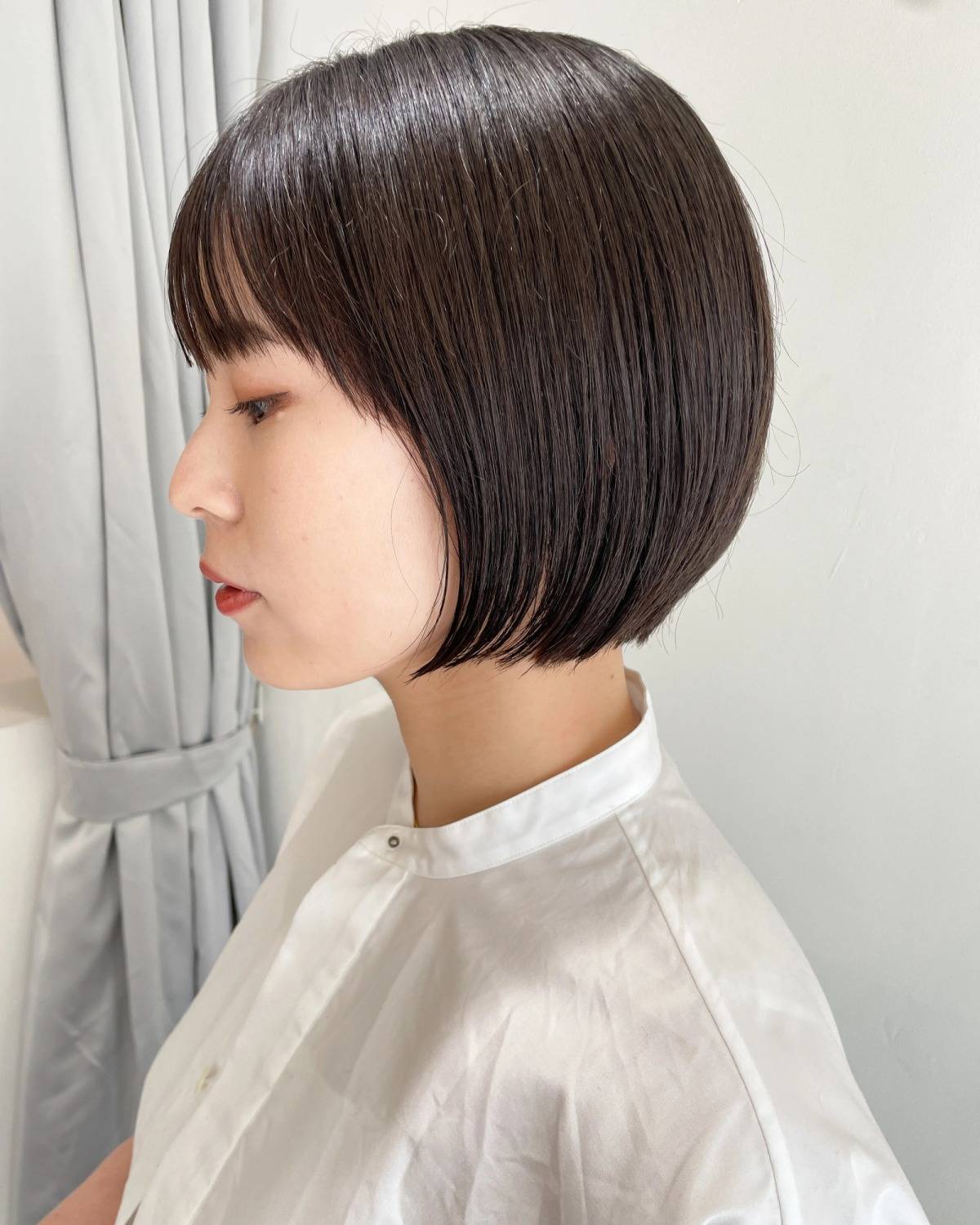 ボリュームレスショート