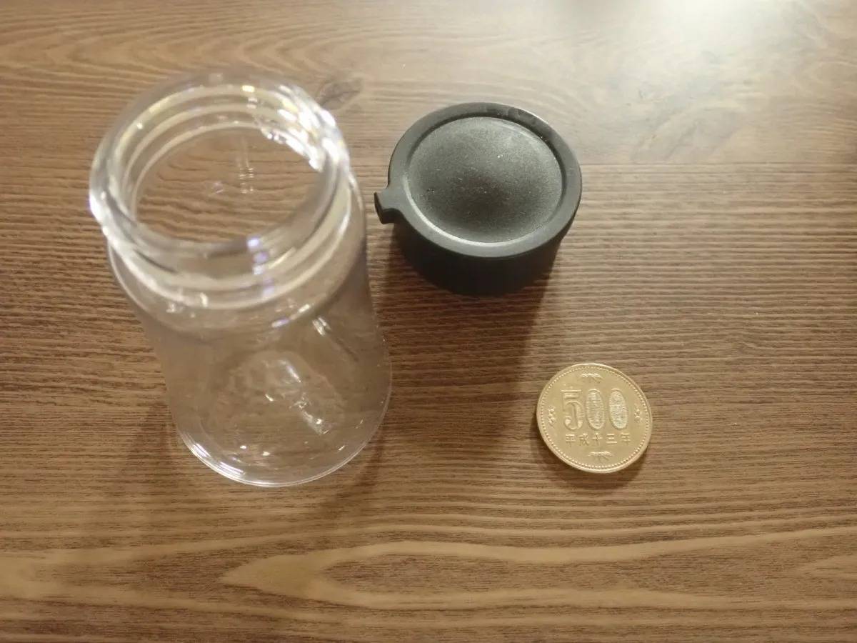 DAISO(ダイソー)：ワンプッシュしょう油ボトル