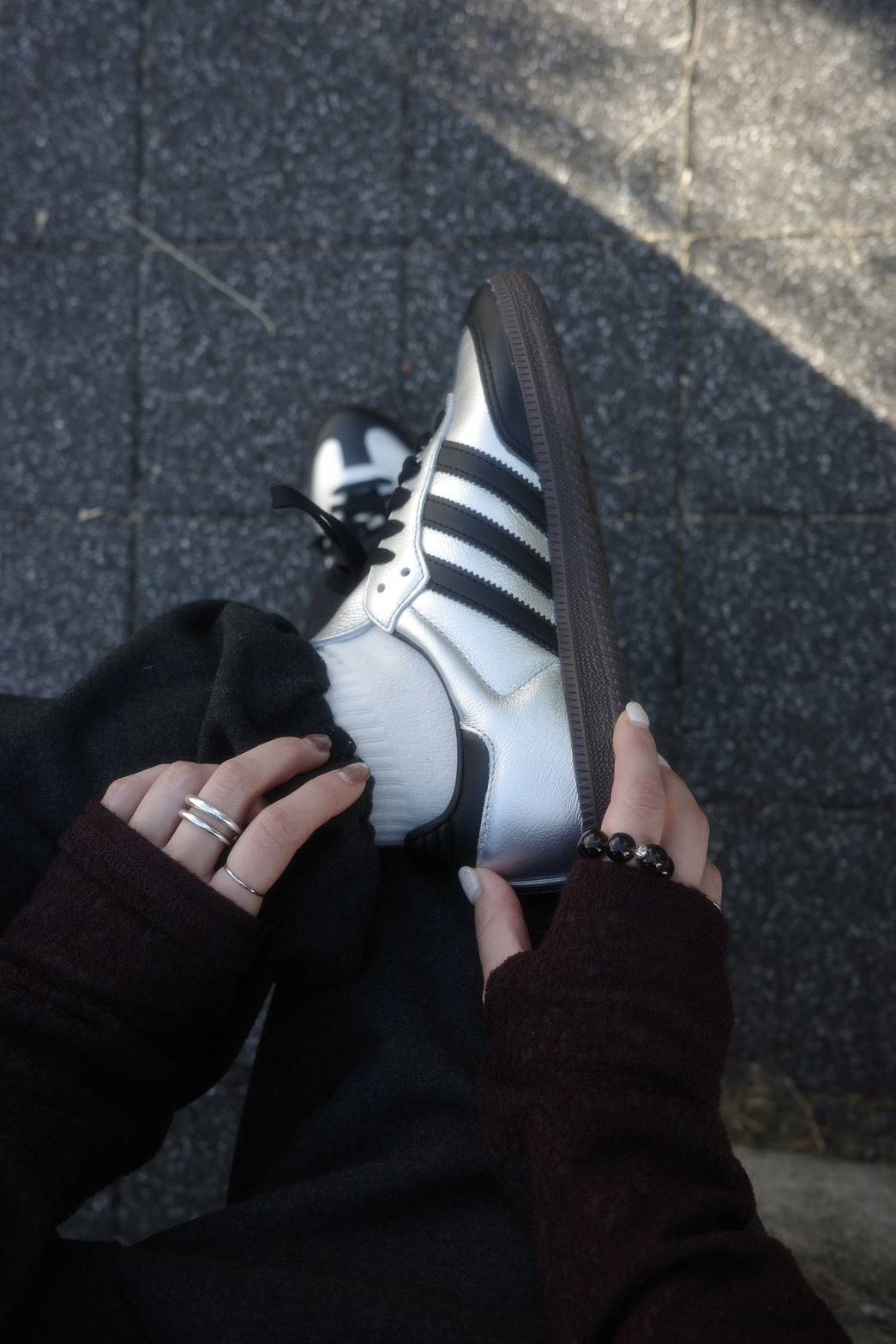 アディダス 「サンバ OG メタリック」