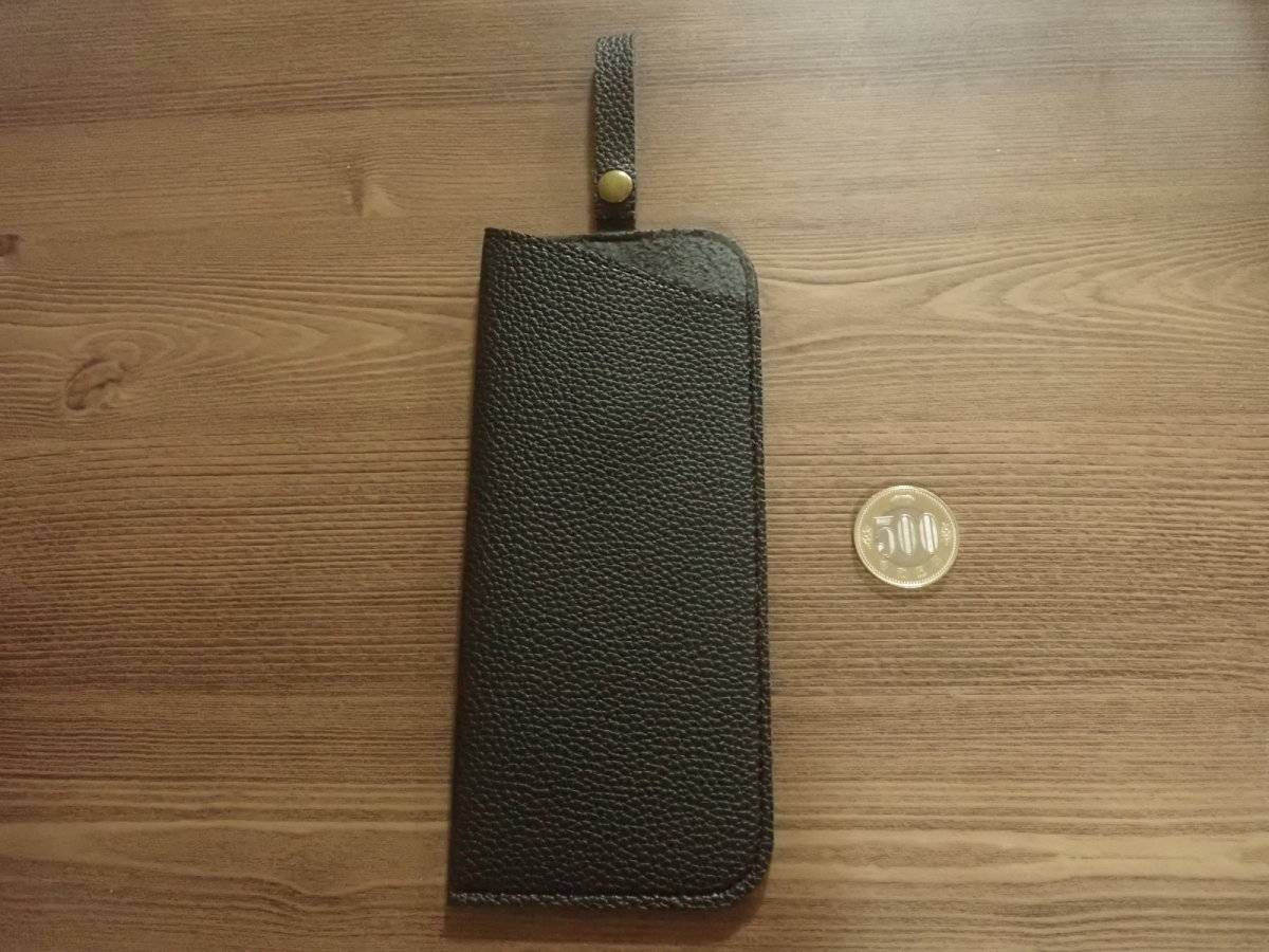 ダイソーの取っ手付ソフトメガネケース