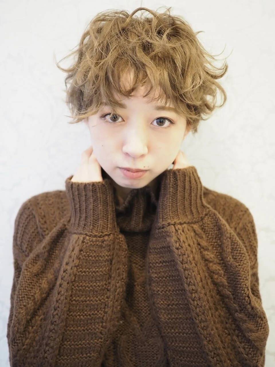 外国人風くしゃパーマショート