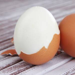 考えた人、天才かよ。調味料をかけるだけの「ゆで卵」の超簡単レシピ