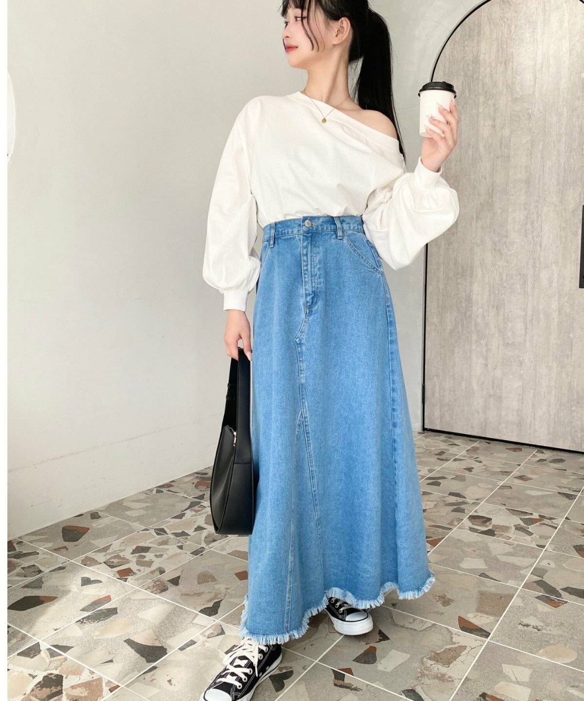 デニムマーメイドスカートコーデ
