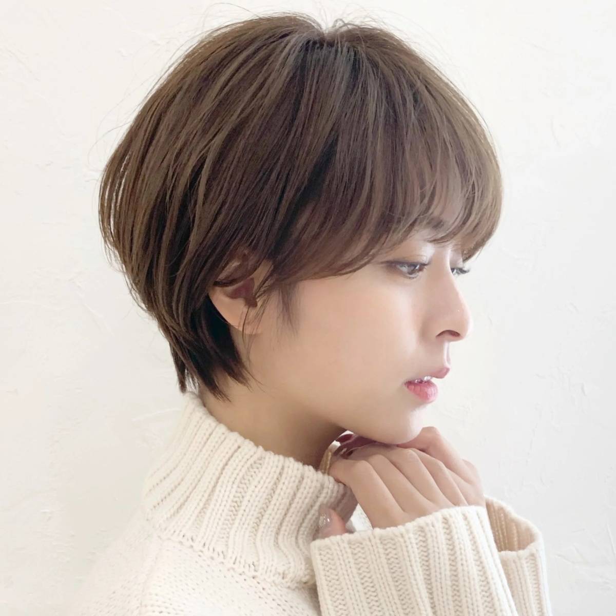 襟足長めシンプルショート