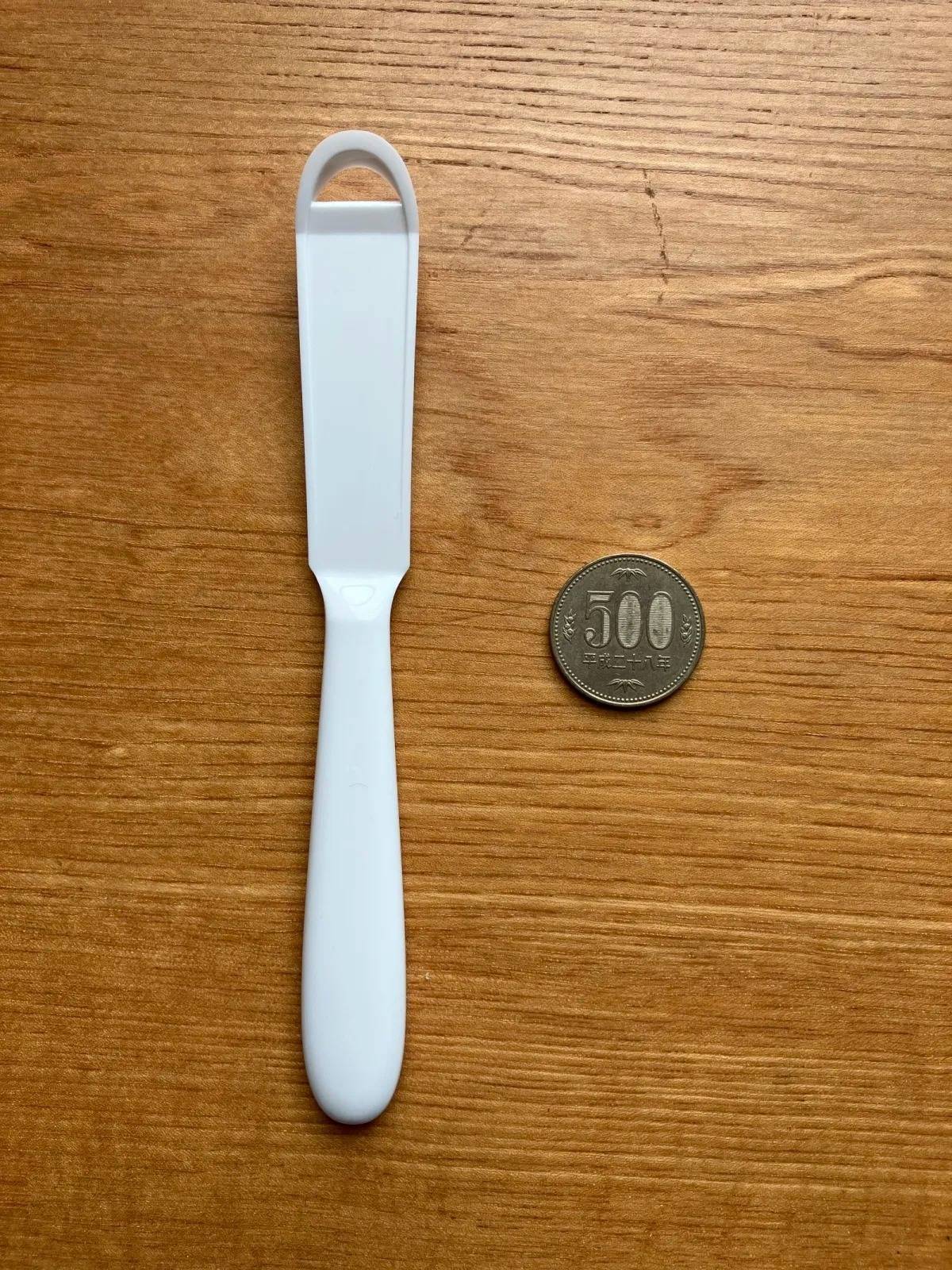 DAISO(ダイソー):ピーラー式バターナイフ