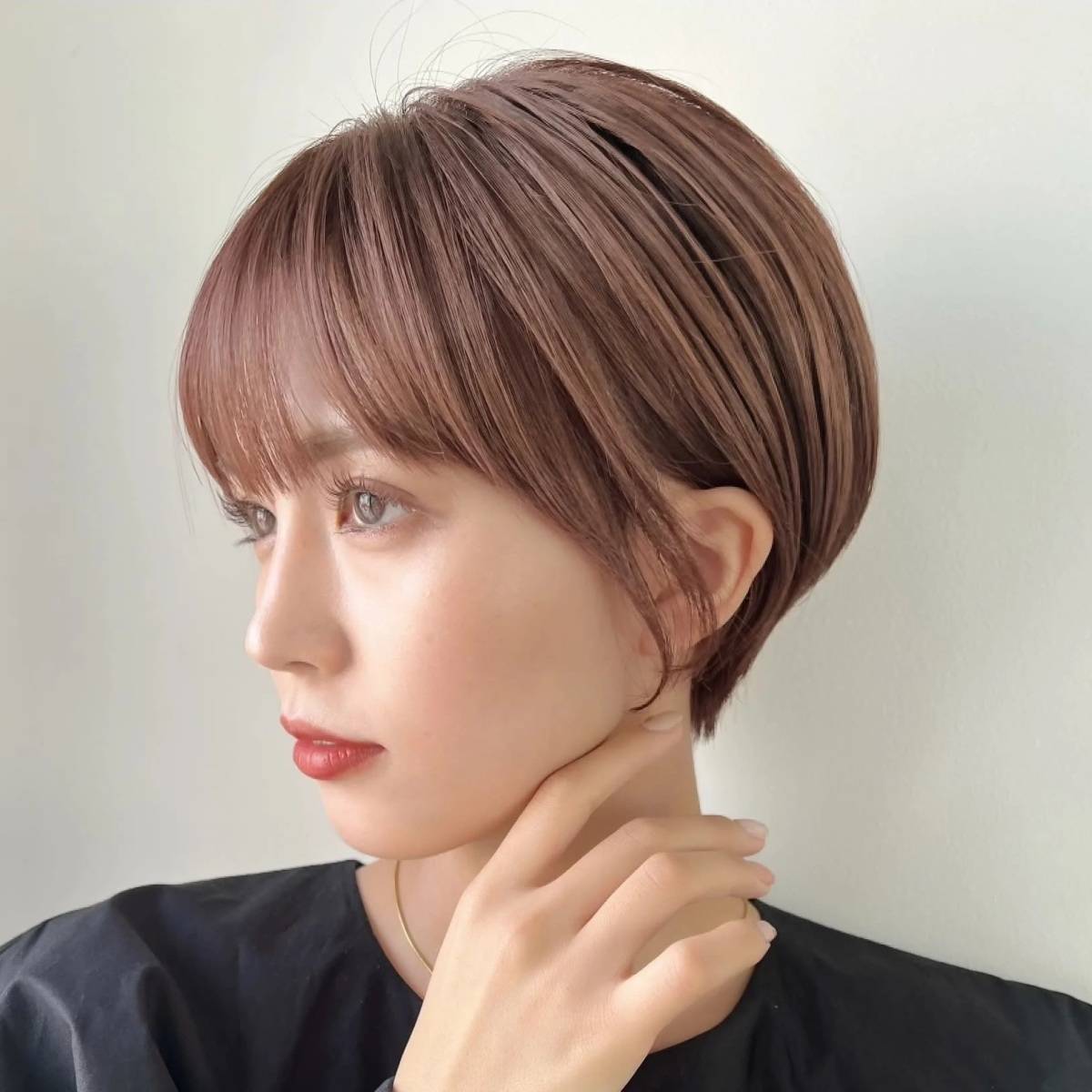 耳掛けコンパクトショート