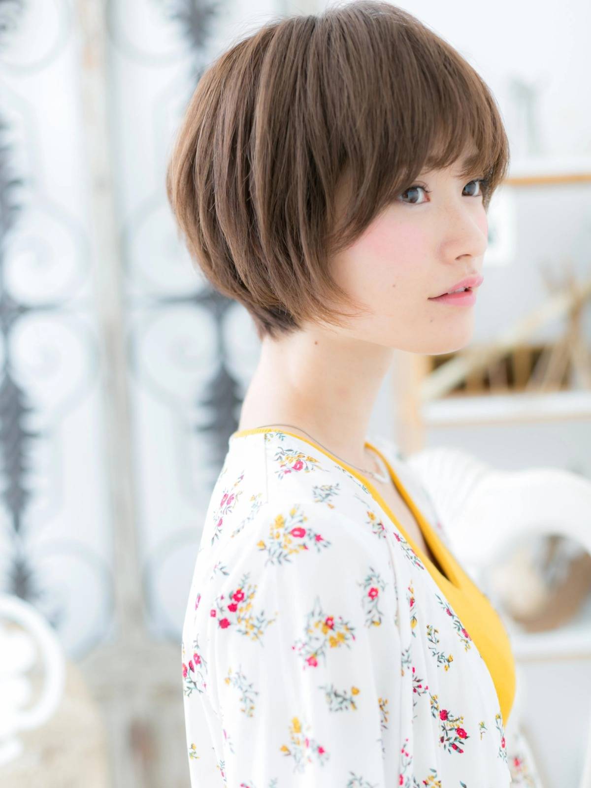 前下がりマッシュショート