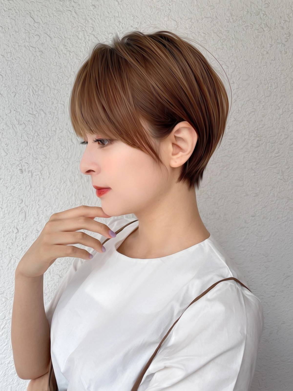 きれいめ耳掛けショート