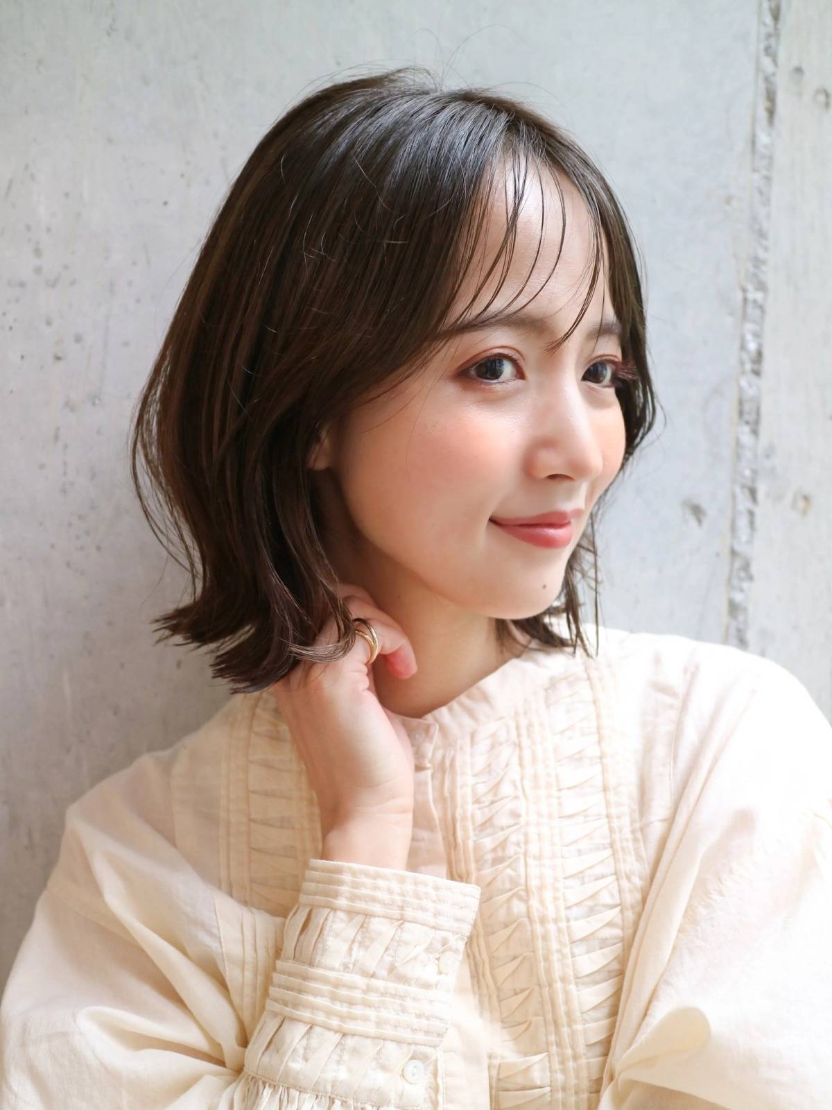 透けバングのくびれボブ