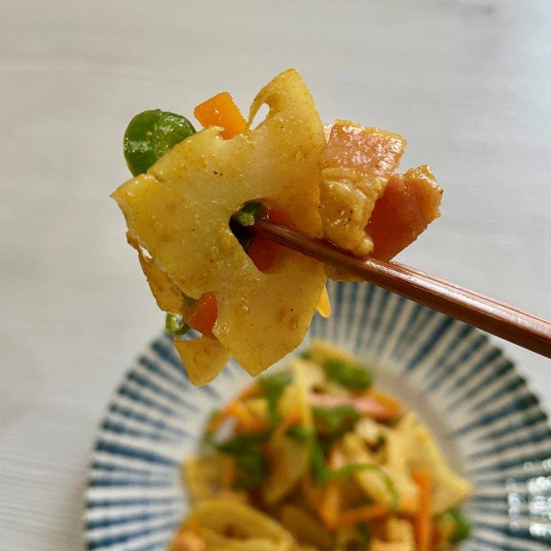 JAグループ公式の「3色カレーキンピラ」のレシピ