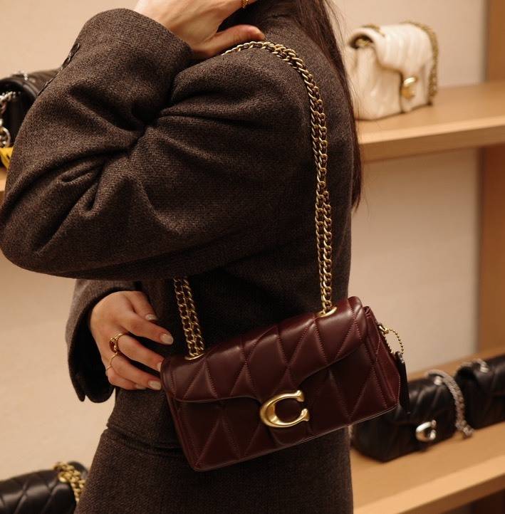 COACHTabbyShoulderBag