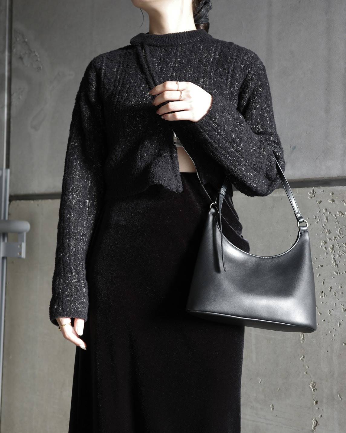 「EFOLE」のワイドコンパクトショルダーバッグ