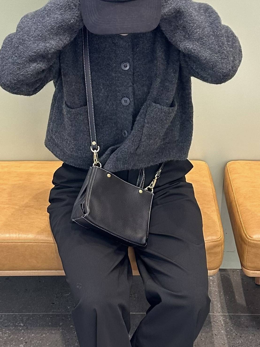 ラシットのソフトレザー 2WAY ミニショルダーバッグ