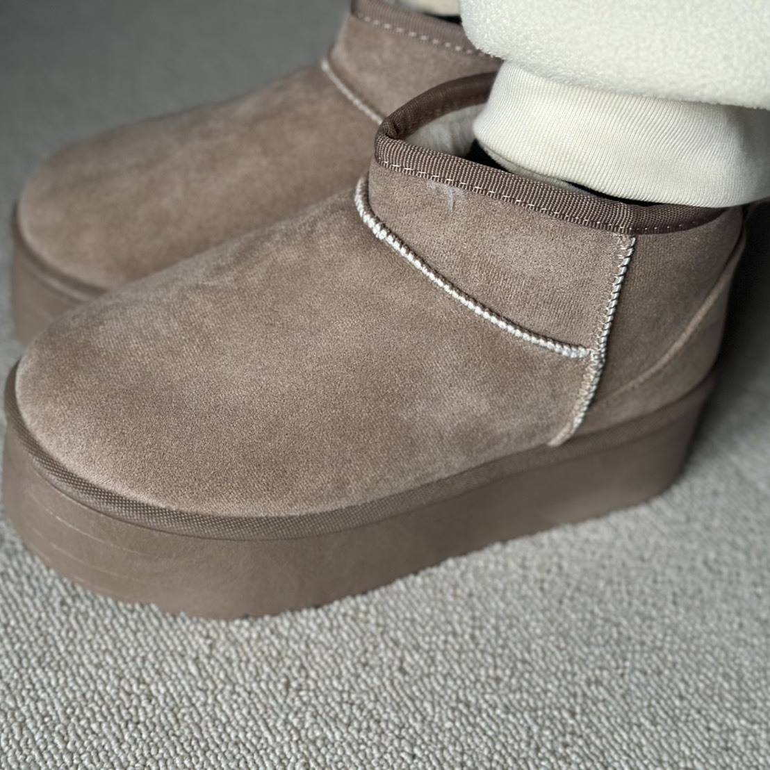 厚底ムートンブーツ