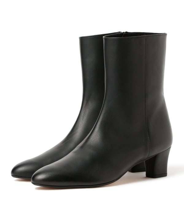 アーモンドトゥ ブーツ