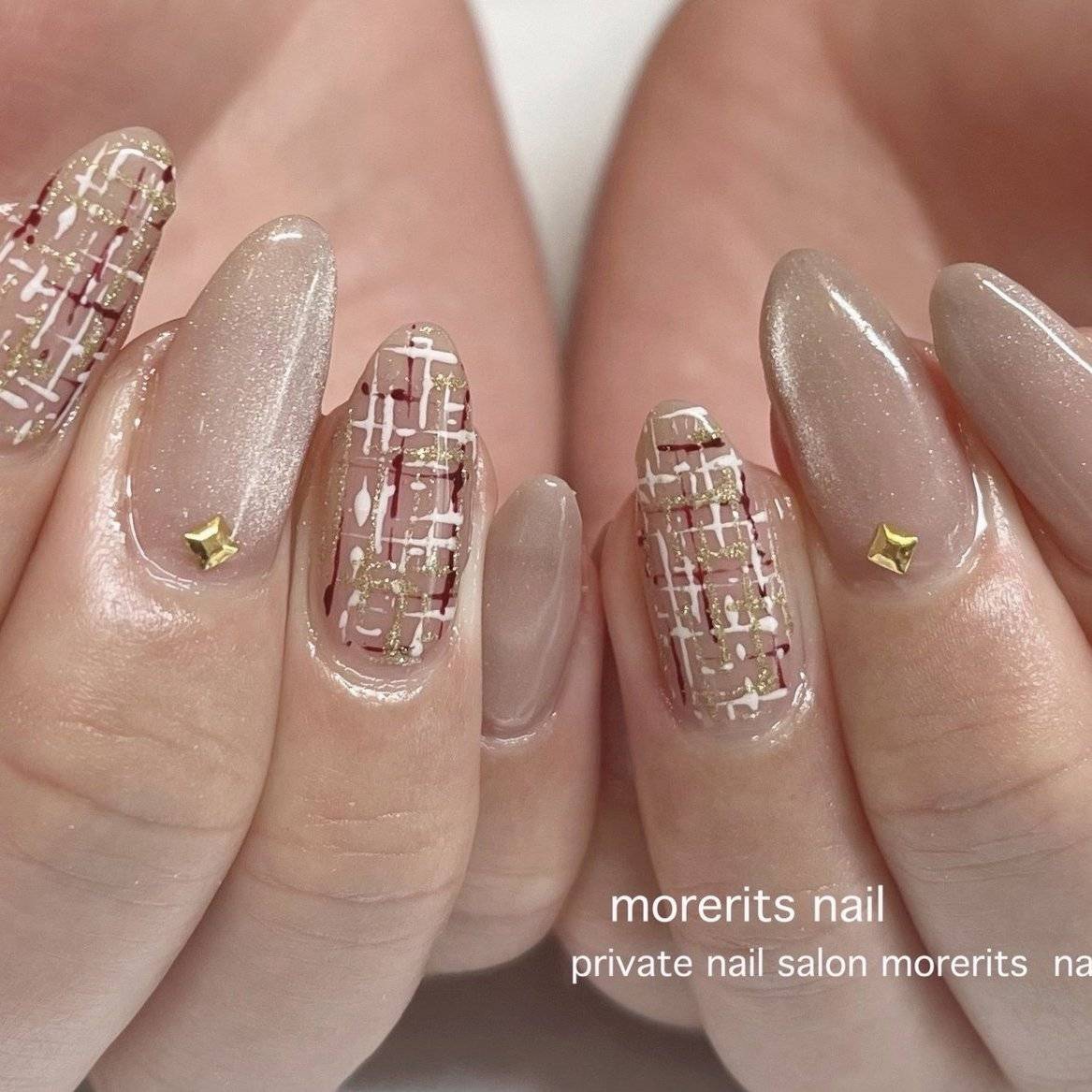 くすみベージュネイル