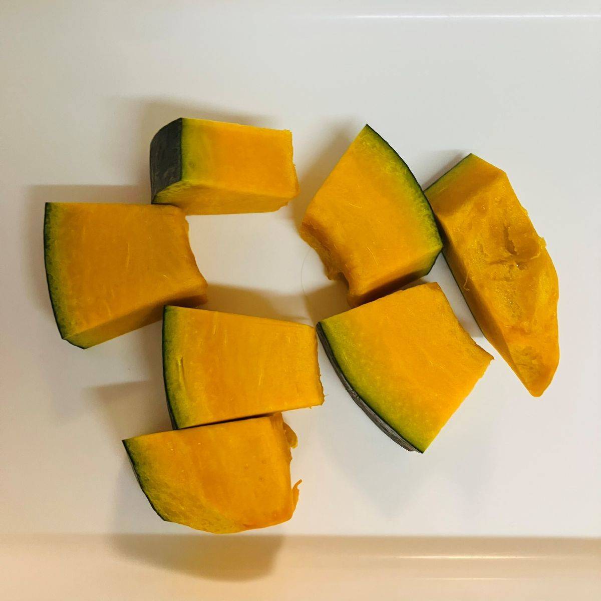 JAグループ公式の「コーンスープの素で♪かぼちゃとサラミのパスタ」のレシピ