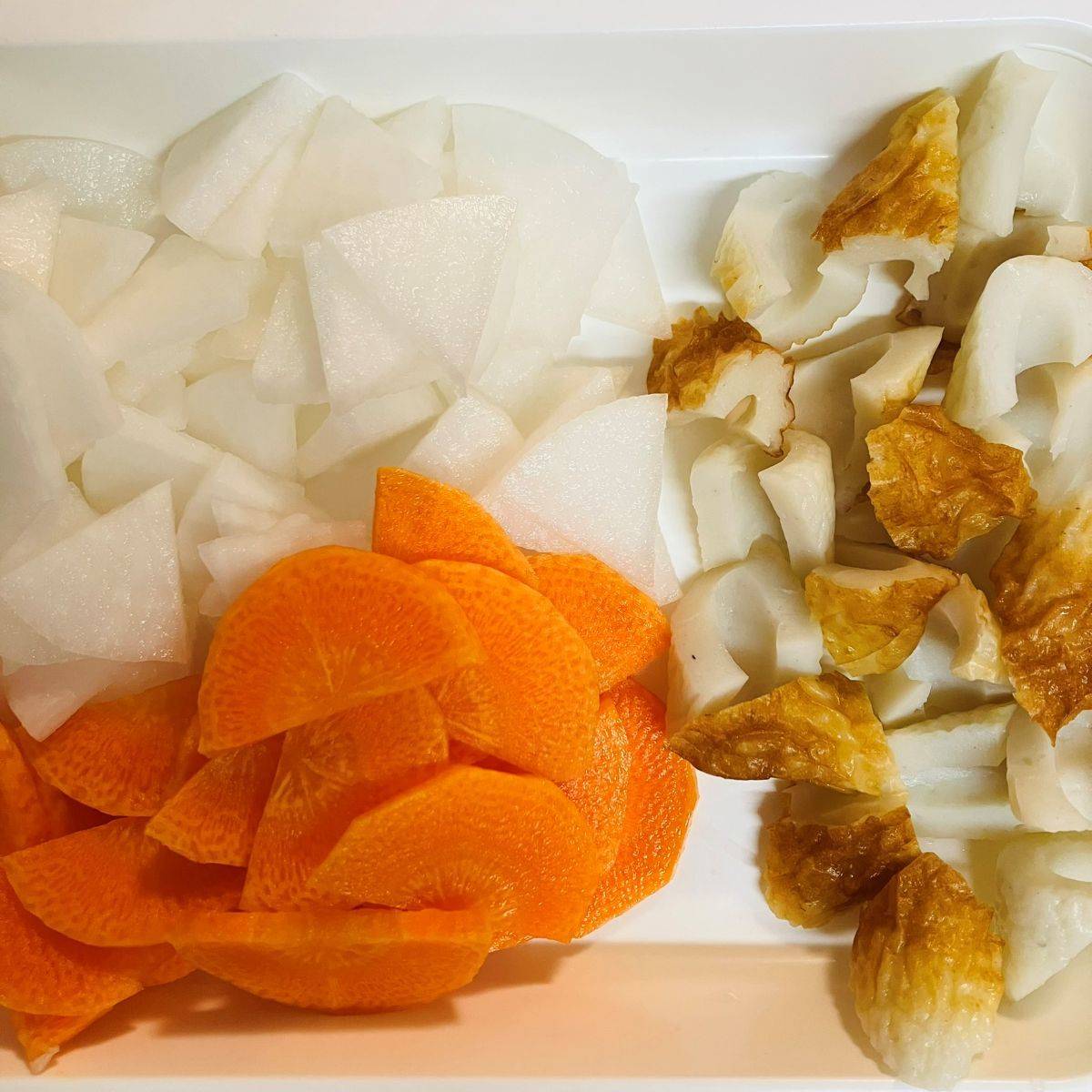 ニッスイ公式の「活ちくわと冬野菜のみそ汁」のレシピ