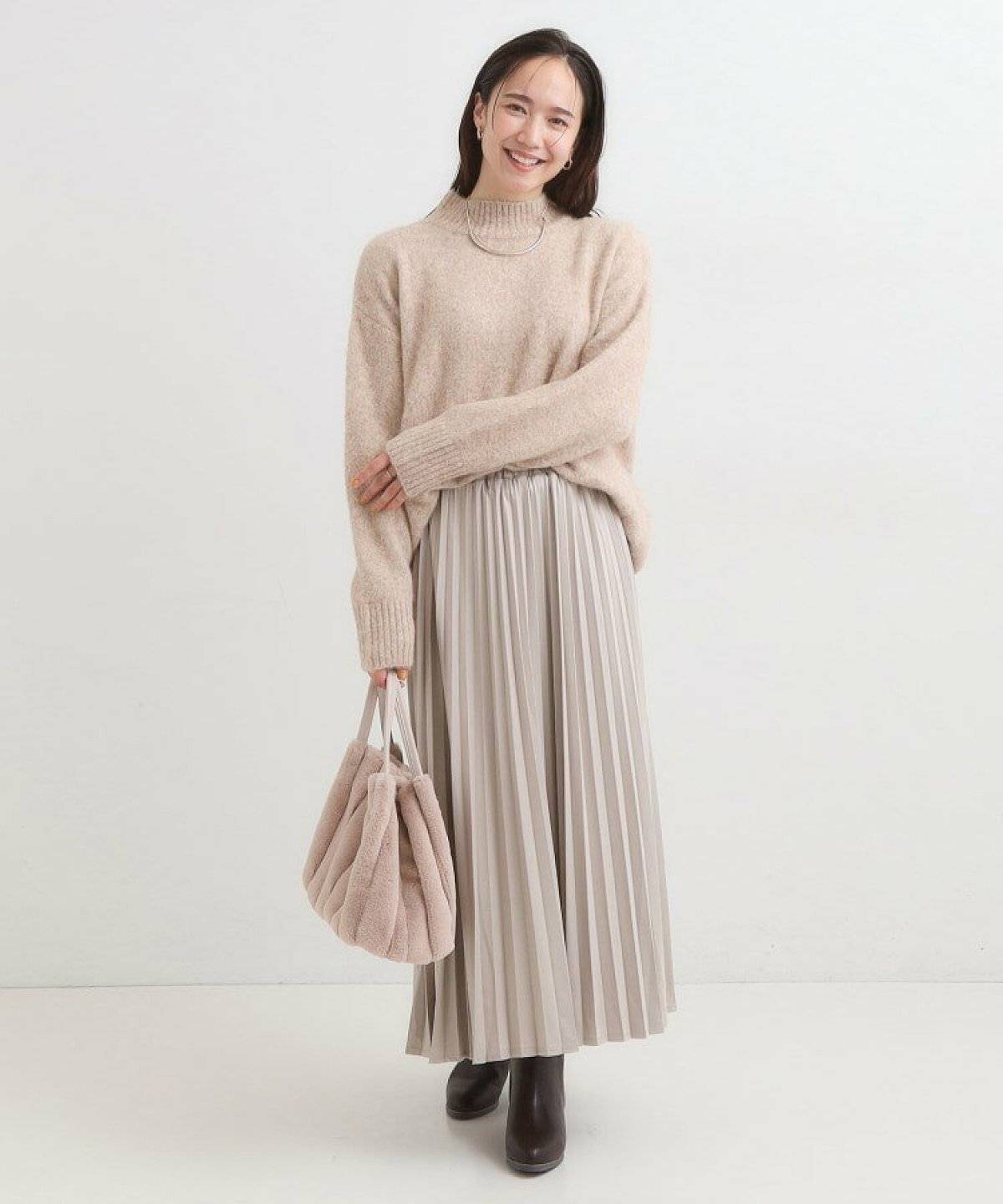 プリーツスカートコーデ