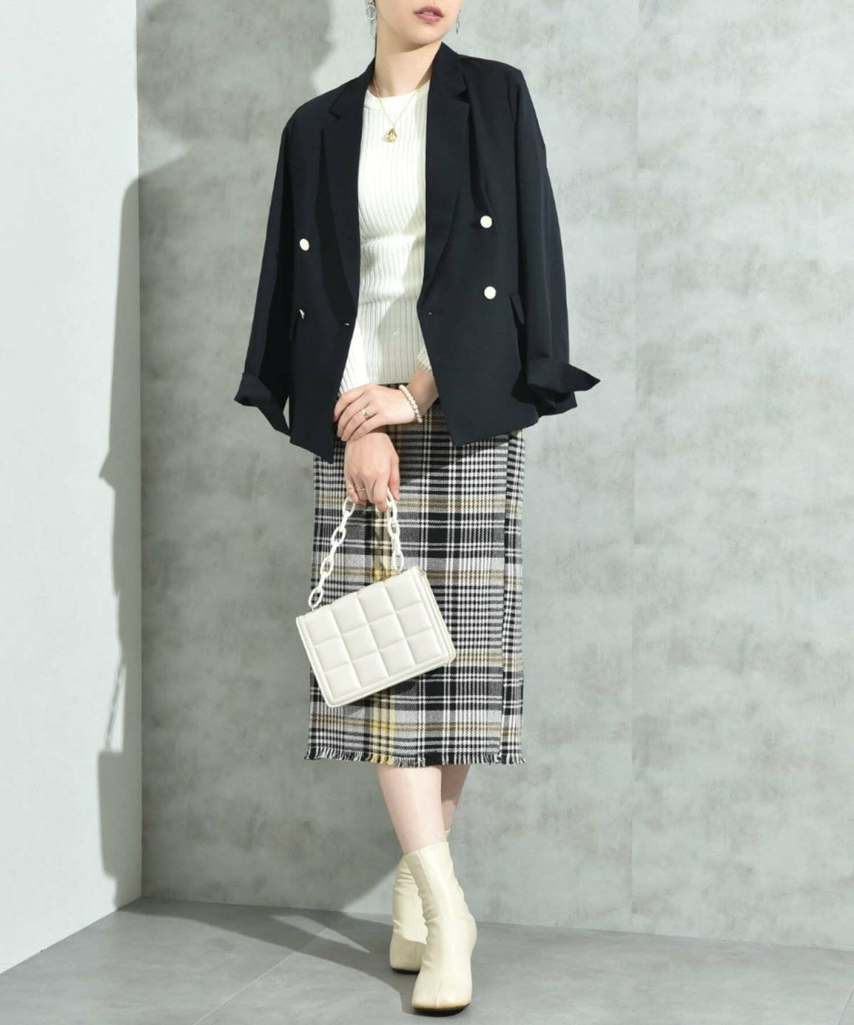 タイトスカートコーデ