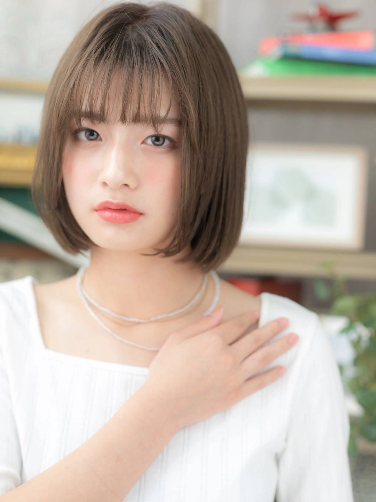 透明感前下がりボブ