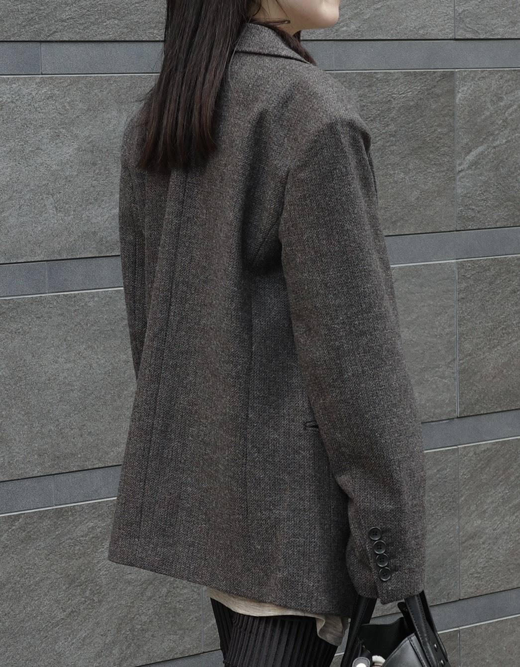 anukeの「Herringbone Wool Jacket」