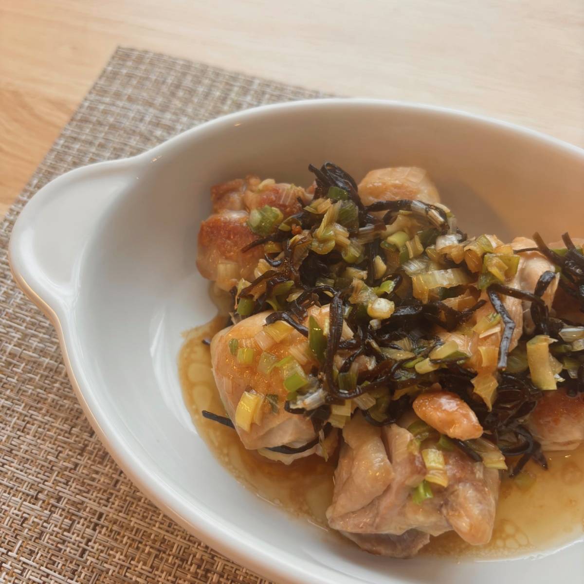 くらこん公式の「塩こんぶの鶏塩レモン」のレシピ