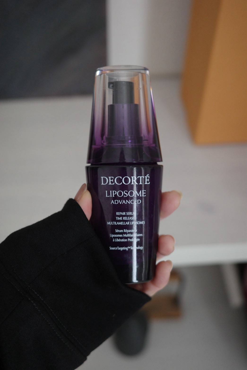 コスメデコルテの「リポソーム アドバンスト リペアセラム」