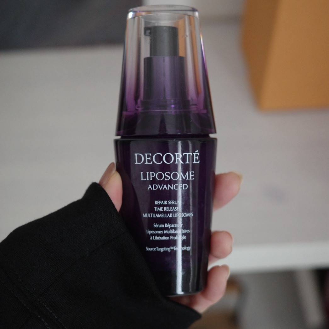 コスメデコルテの「リポソーム アドバンスト リペアセラム」
