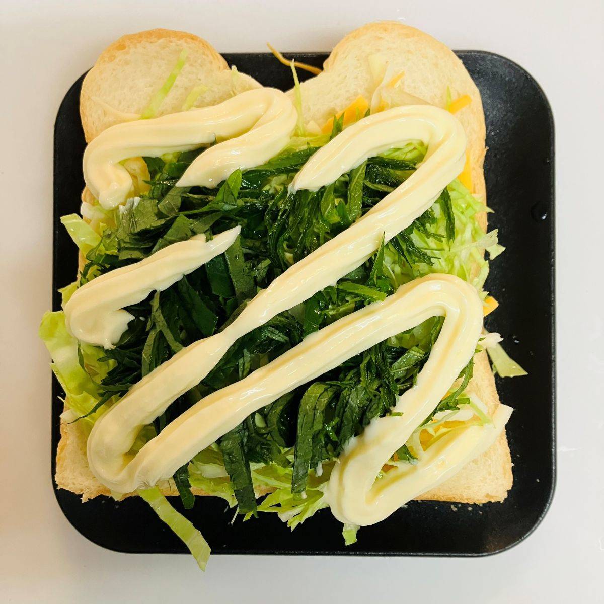 JAグループ公式の「シソとキャベツの焦げマヨ&とろーりチーズトースト」のレシピ